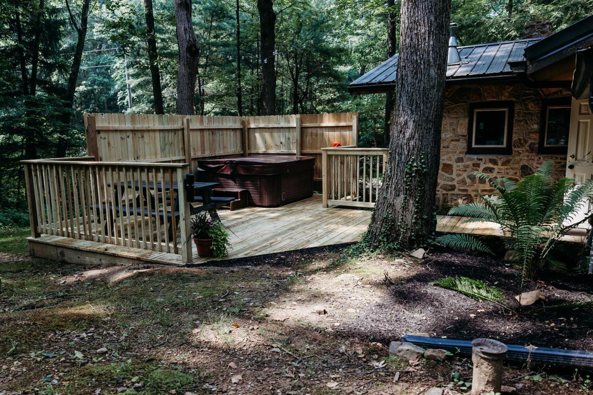 Landoll'S Mohican Castle Loudonville Exterior foto