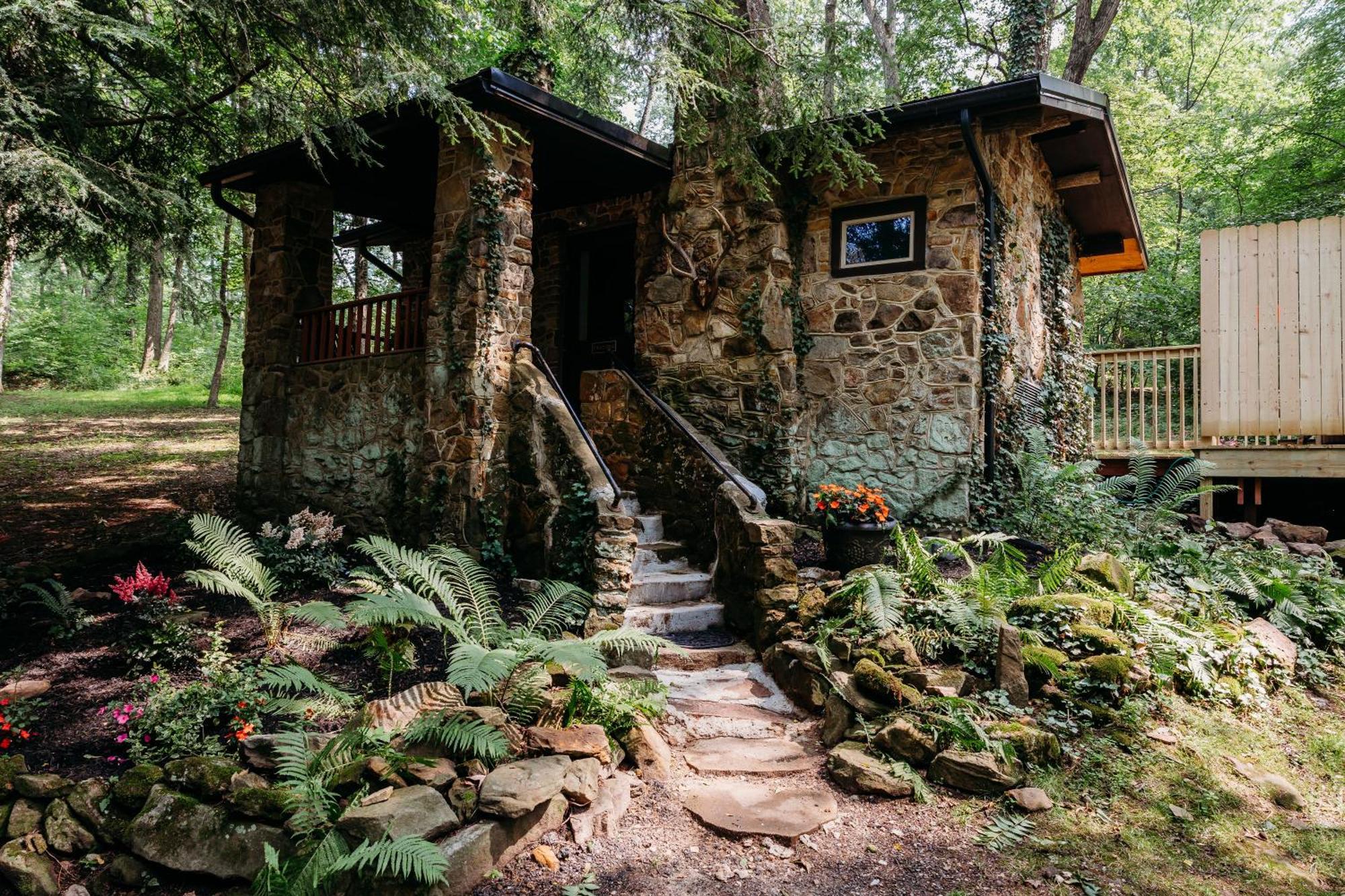 Landoll'S Mohican Castle Loudonville Exterior foto