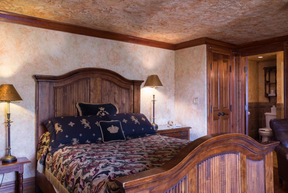 Landoll'S Mohican Castle Loudonville Exterior foto